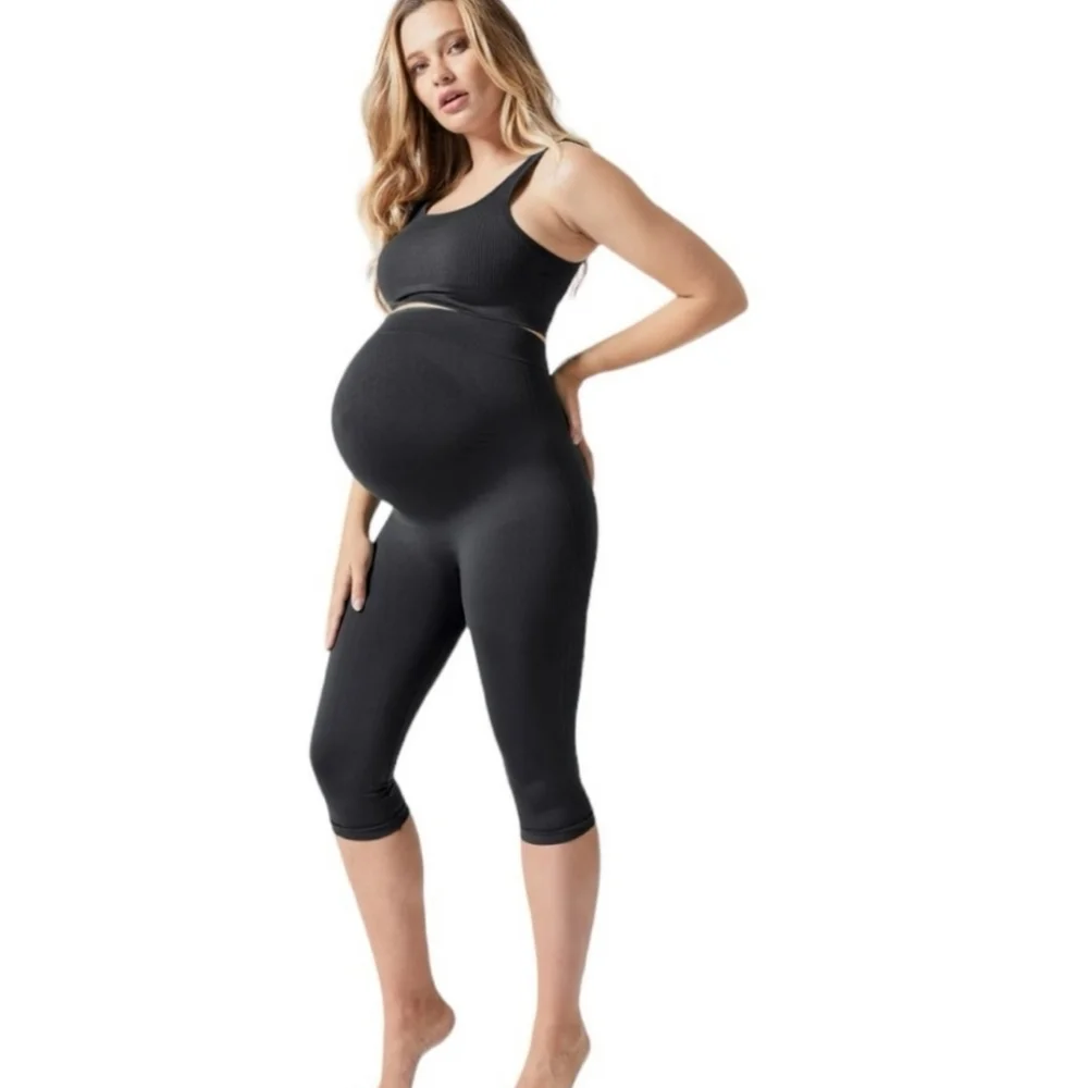 BLANQI Maternity Crop Leggings - Picture 9 of 9